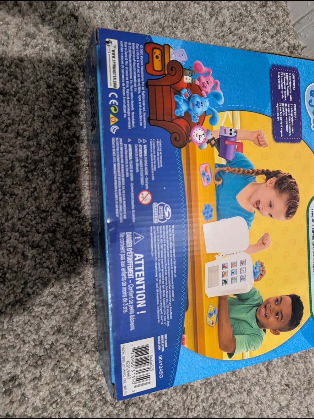 NIB Nickelodeon Blue's Clues Snack Match Game by Spin Master Games